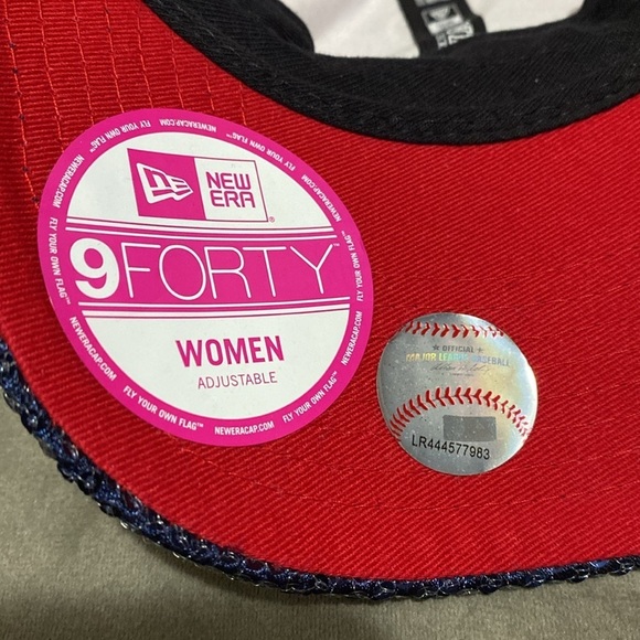 BOSTON RED SOX Victoria's Secret PINK LIMITED EDITION BLING SEQUIN SPARKLE - Picture 10 of 13